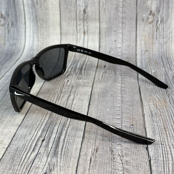 Nike Sunglasses Fortune FD1692 010 Glossy Black Square 57 mm FRAME ONLY
